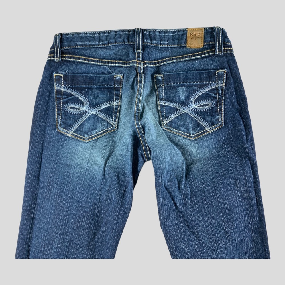 BKE Sabrina Jeans Womens 29x31.5 Stretch Bootcut Dark Wash Denim (Tag 29x33.5) - Picture 11 of 14
